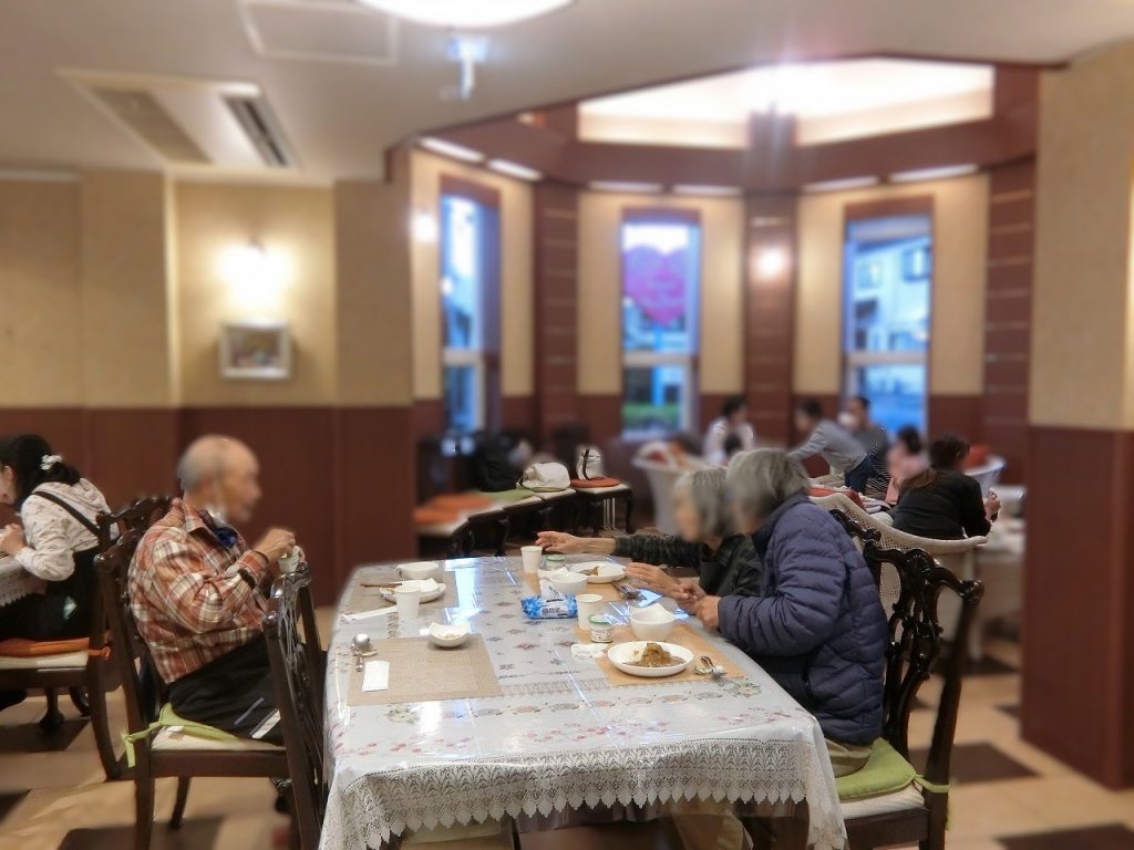 栃木県宇都宮市-養護老人ホーム-アオーラ而今-おもいやり食堂-01