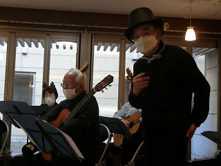 栃木県宇都宮市-養護老人ホーム-アオーラ而今-冬のマンドリン演奏会-02