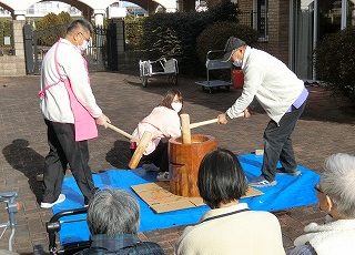 年末恒例　もちつき