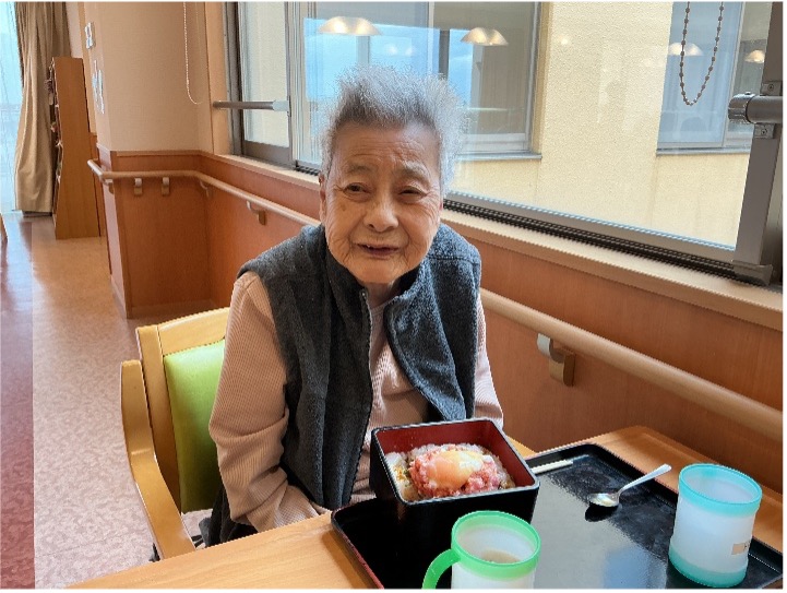 栃木県宇都宮市-ケアハウスアオーラ而今-デリバリー昼食会-03