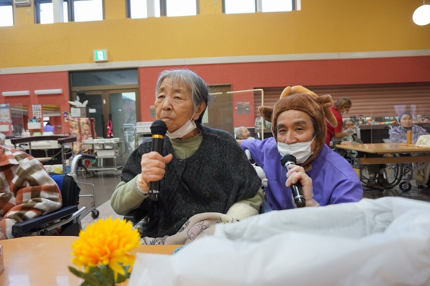栃木県さくら市-特別養護老人ホーム-にこんきつれ荘-望年会-09