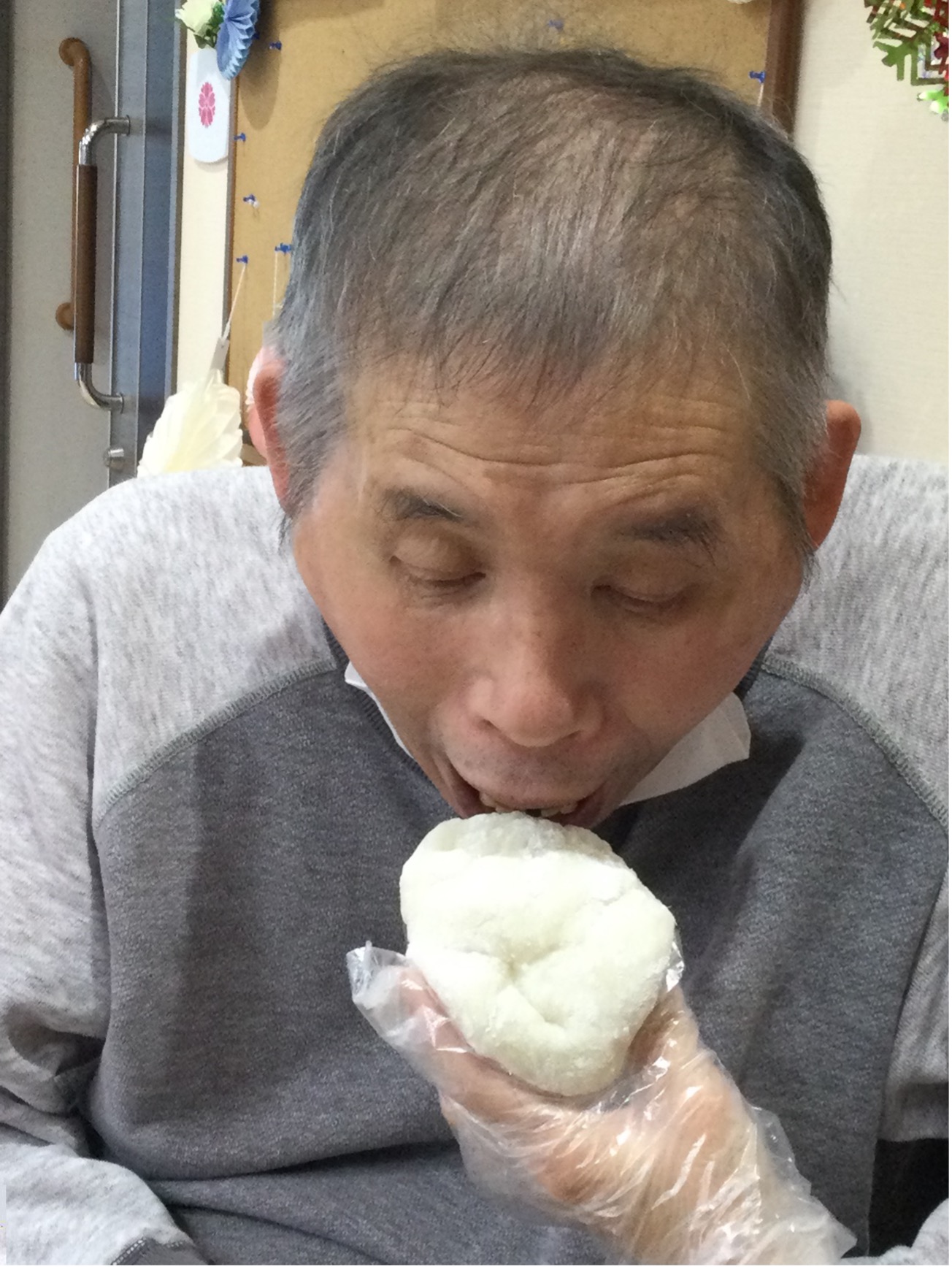 栃木県さくら市-地域密着型特別養護老人ホーム-今年の餅は最高でーす！！-02